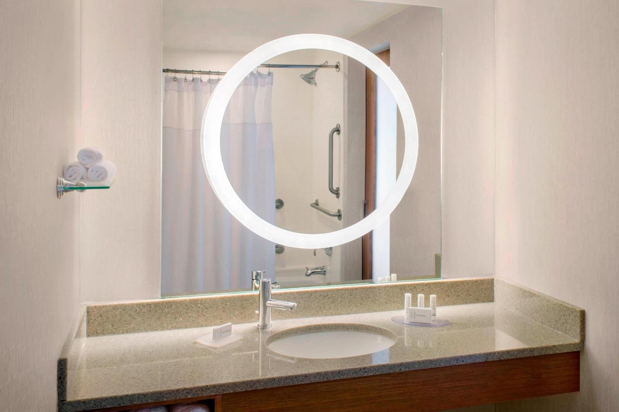 Springhill Suites Long Island Brookhaven Bellport Экстерьер фото